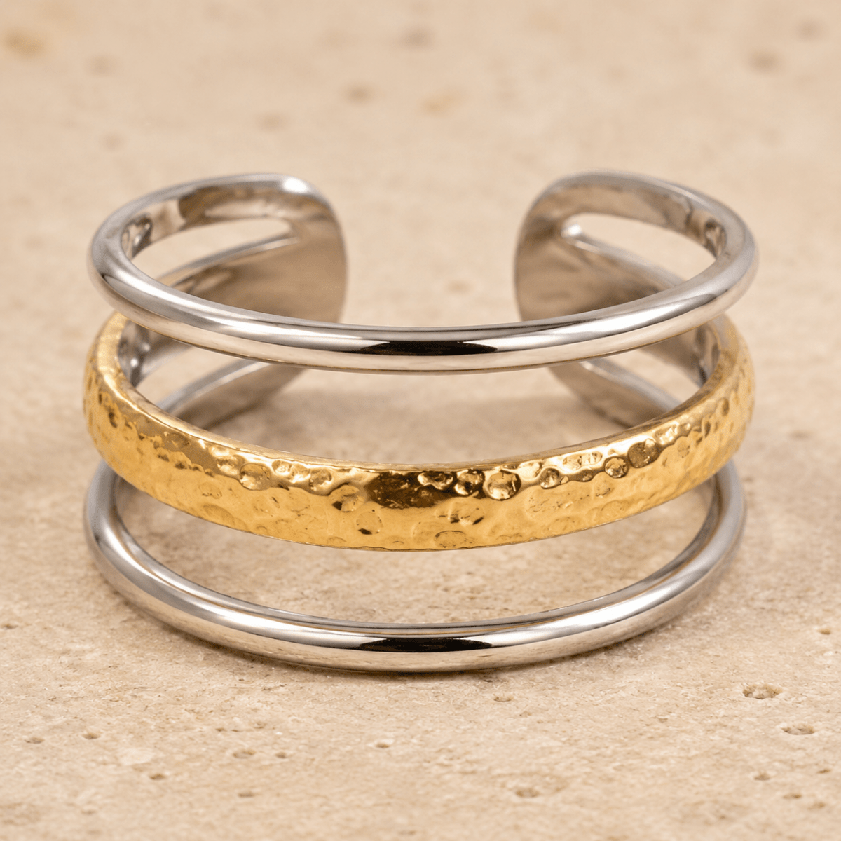 Siena Hammered Triple Band Ring - Luzy Jewels
