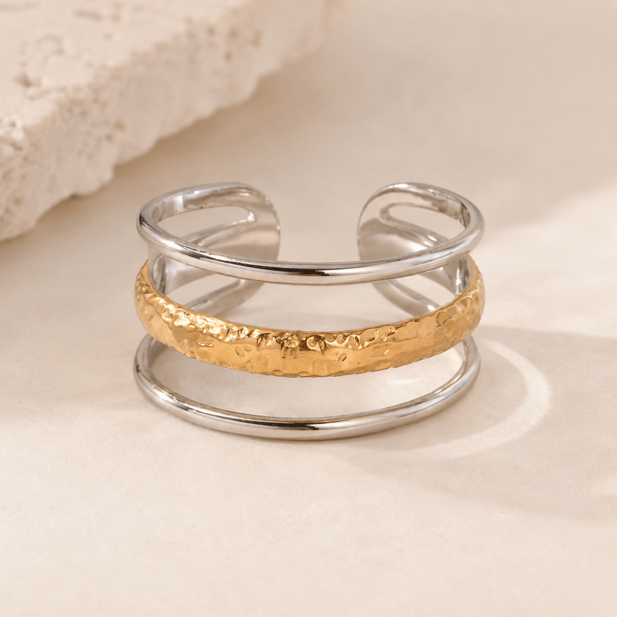 Siena Hammered Triple Band Ring - Luzy Jewels