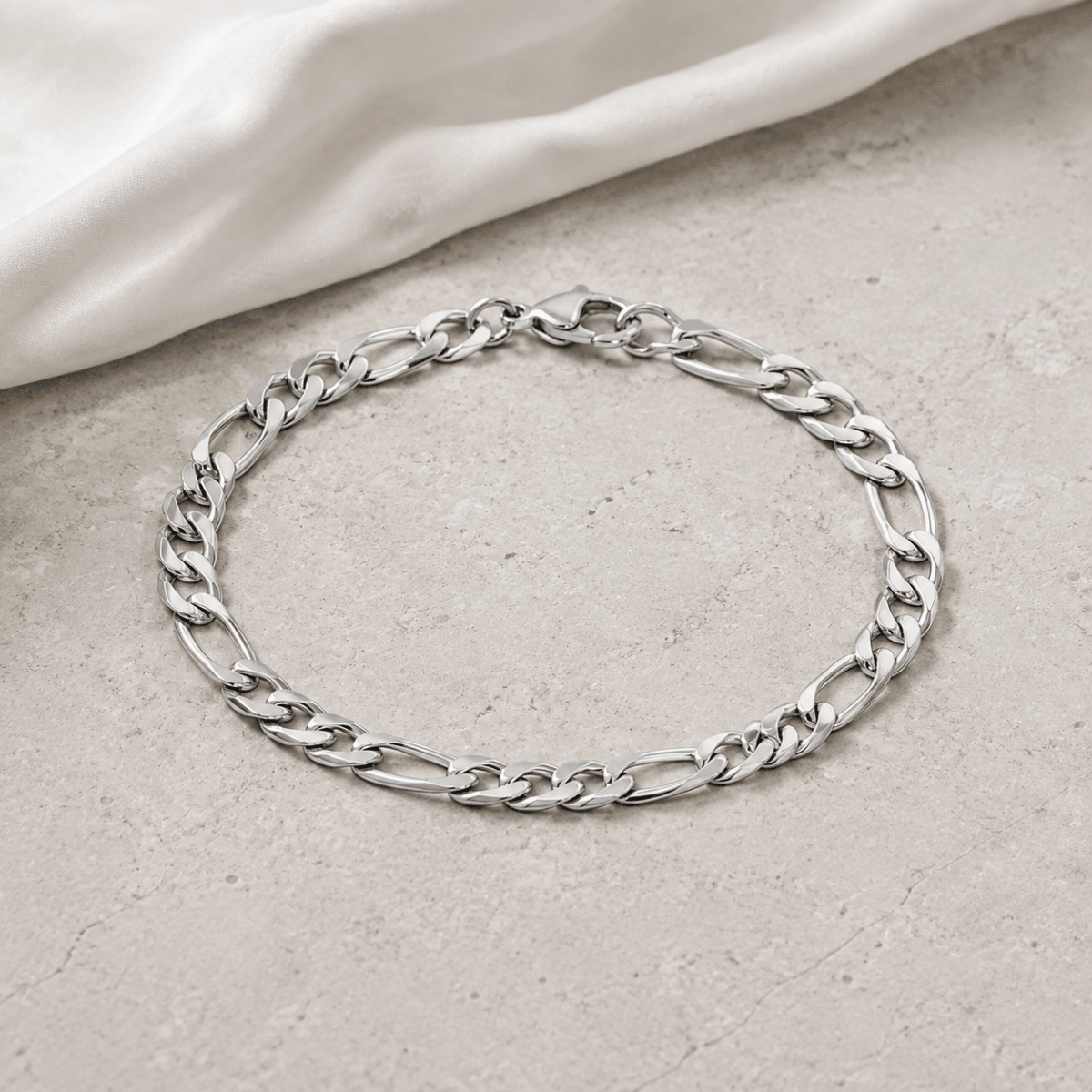 Solenne Figaro Chain Bracelet - Luzy Jewels