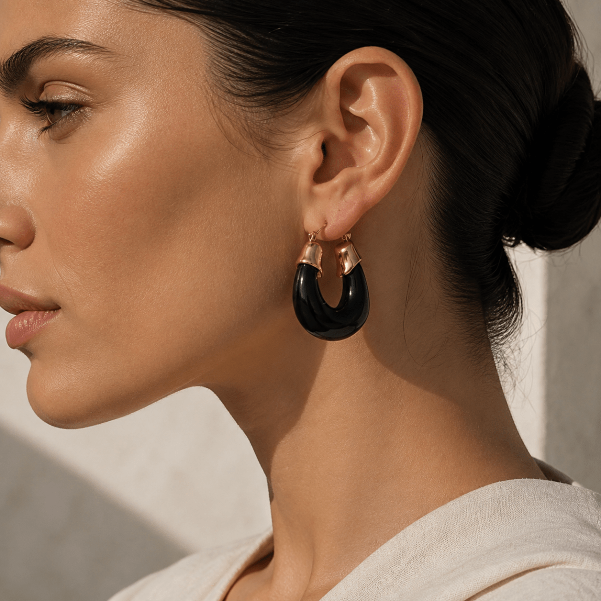 Thalia Sculpted Enamel Hoop Earrings - Luzy Jewels