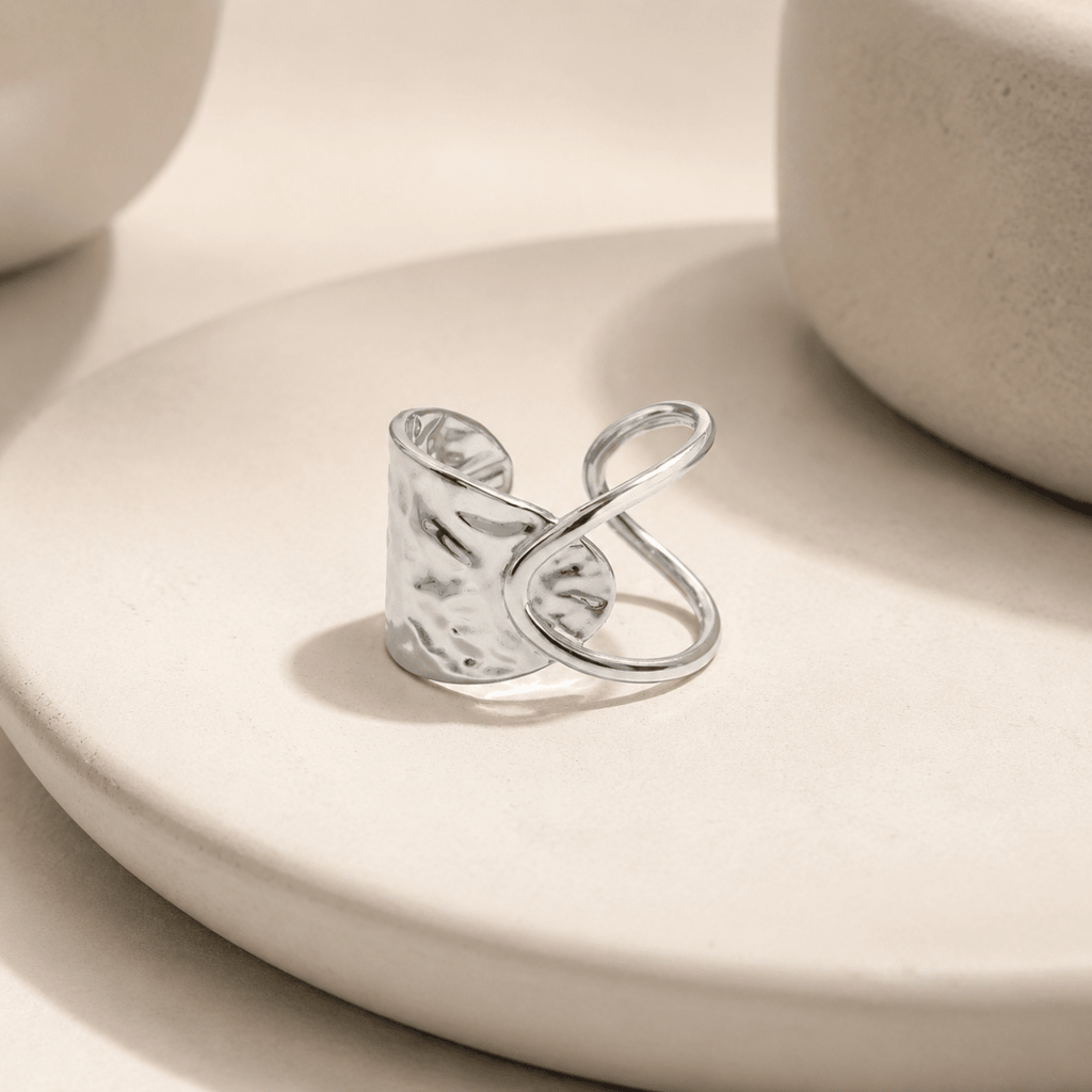 Vesta Sculpted Loop Ring - Luzy Jewels
