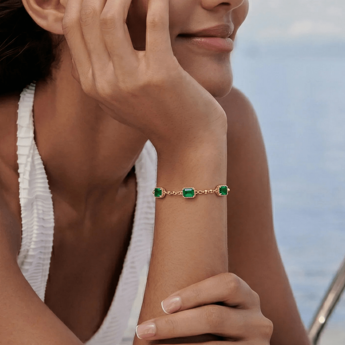 Virelia Five-Stone Halo Bracelet - Luzy Jewels