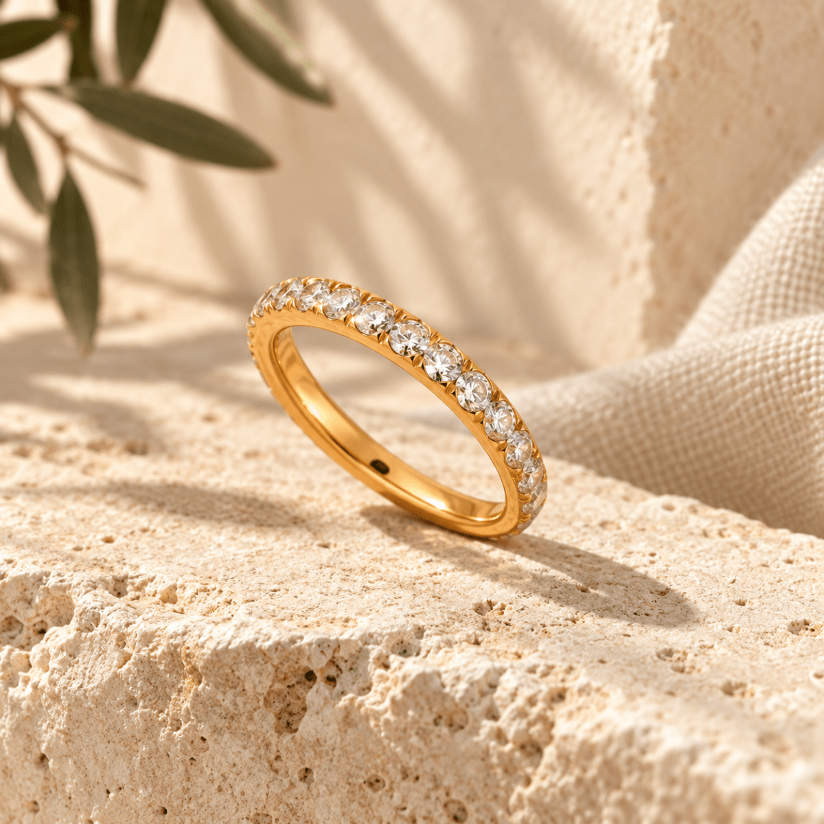 Virelle Round-Stone Band Ring - Luzy Jewels