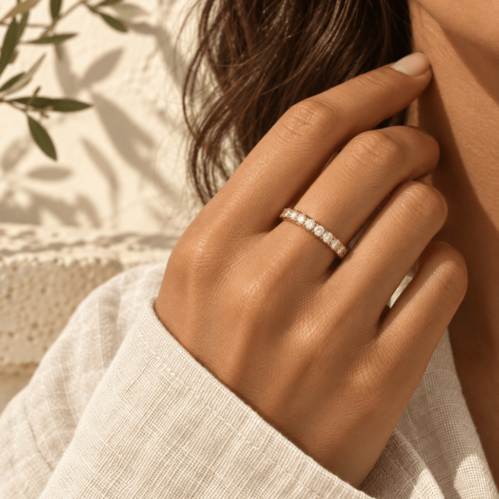 Virelle Round-Stone Band Ring - Luzy Jewels